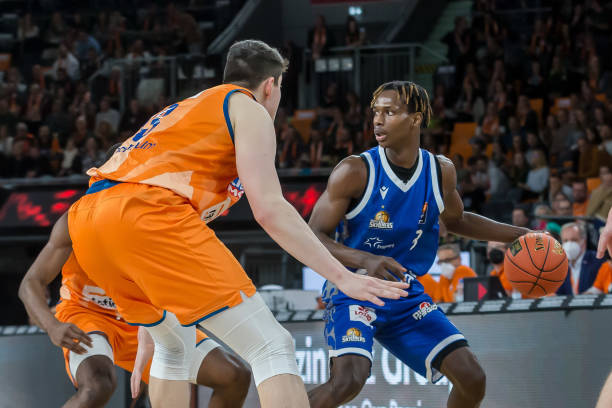 明显遭到防 明显遭到防